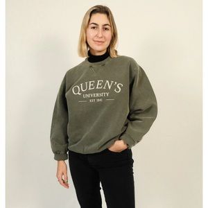 Queens university tricolour outlet northern crewneck